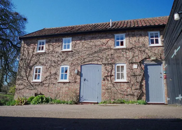 Kings Head Low House
